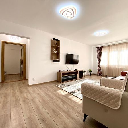 Kronstadt Apartment - Pet Friendly Braşov Esterno foto