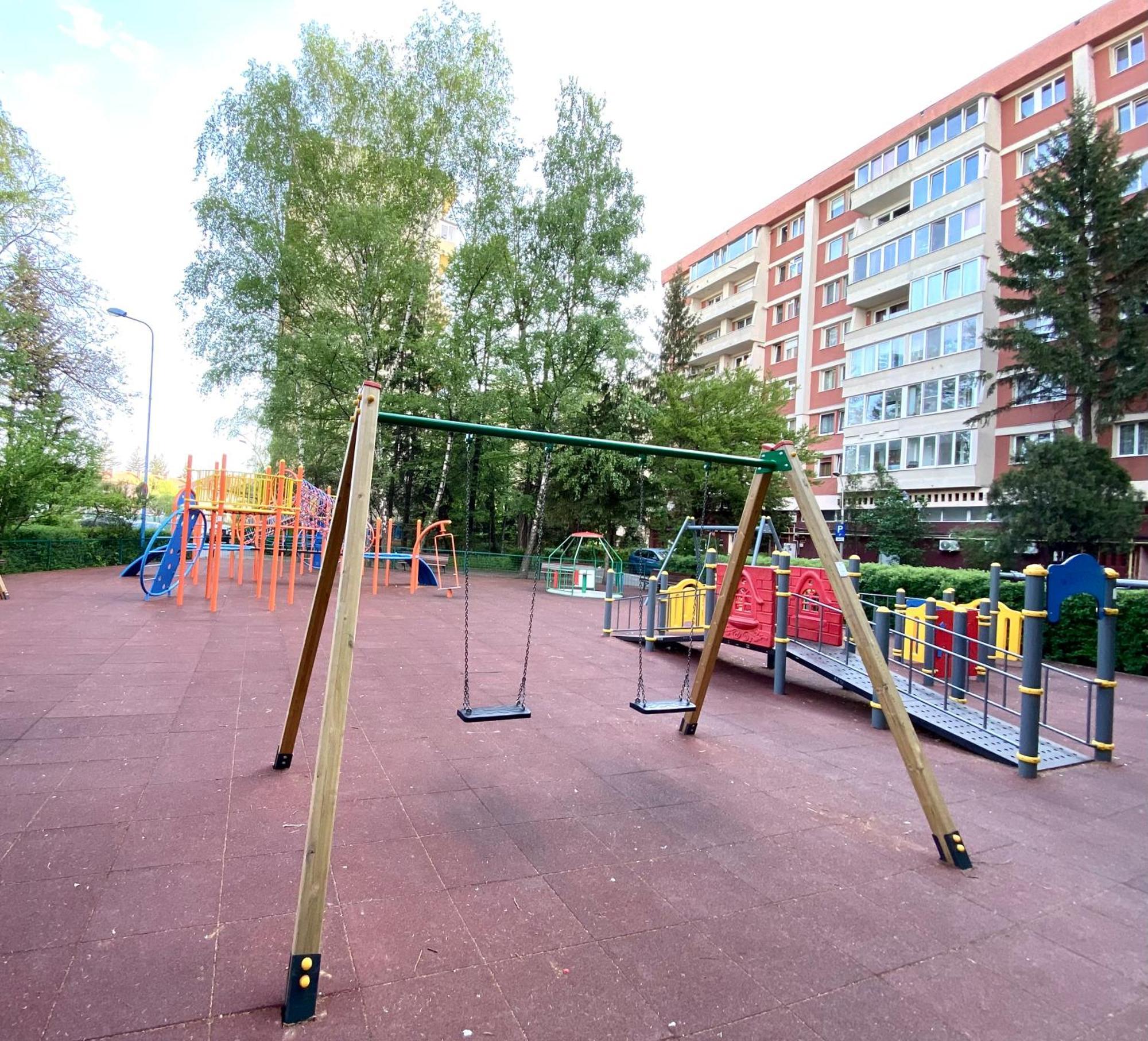 Kronstadt Apartment - Pet Friendly Braşov Esterno foto