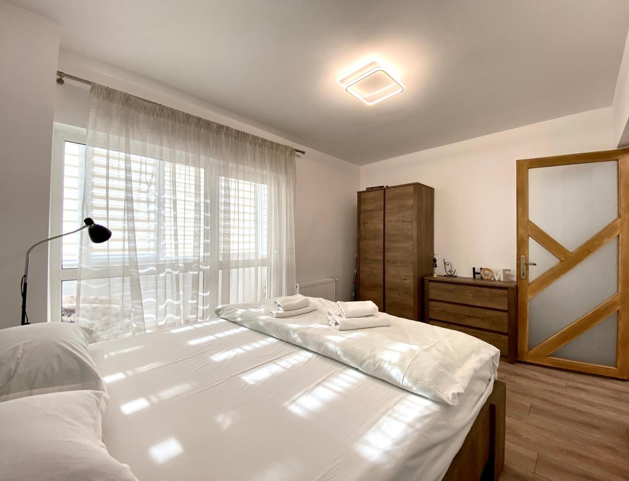 Kronstadt Apartment - Pet Friendly Braşov Esterno foto